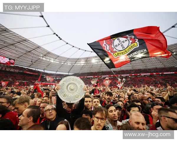 国王杯精彩对决AC米兰大胜阿森纳引发转会热议与球迷狂欢