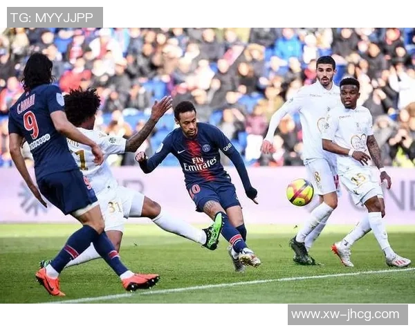英超焦点战平局皇马与巴黎圣日耳曼激战成和乌龙球引发全场轰动