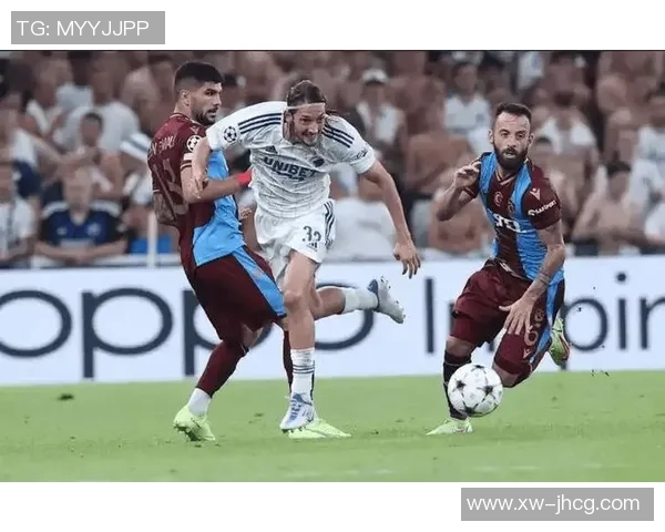 德甲精彩对决巴萨绝杀切尔西全场沸腾瞬间回顾与分析