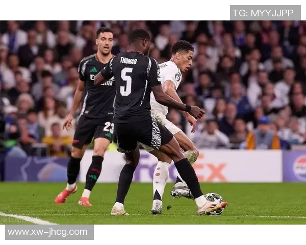 足总杯惊天冷门阿森纳3-0逆袭巴黎圣日耳曼全场沸腾